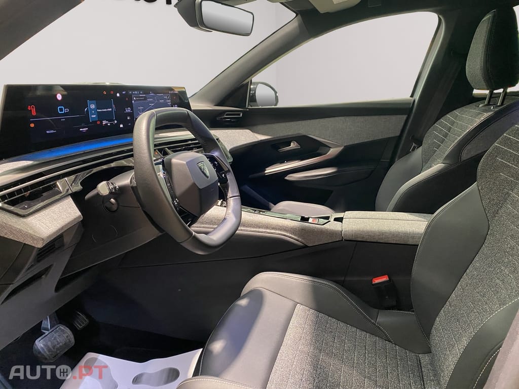 Peugeot 5008 1.2 Hybrid Allure e-DCS6