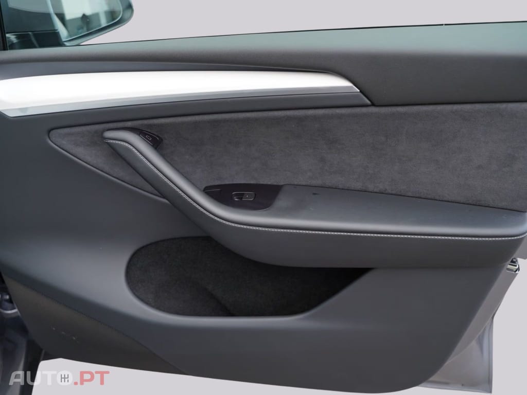Tesla Model Y Performance Dual Motor 94.2% I.V.A DEDUTIVELEL
