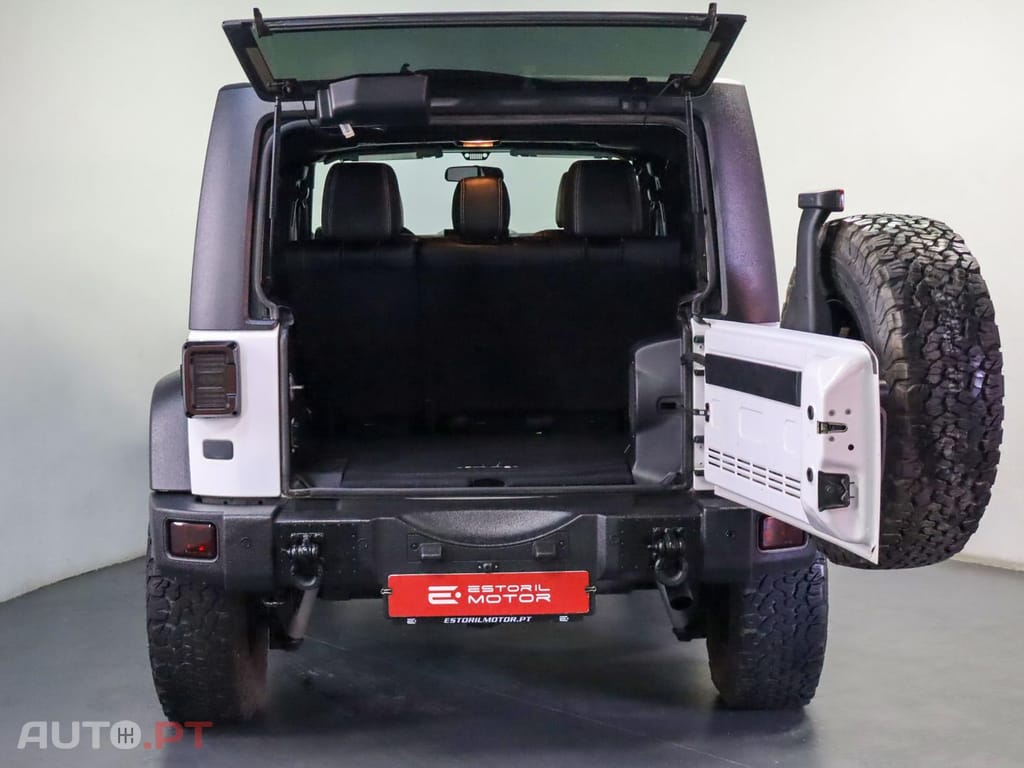 Jeep Wrangler Unlimited 2.8 CRD MTX Sahara Adventure Edition