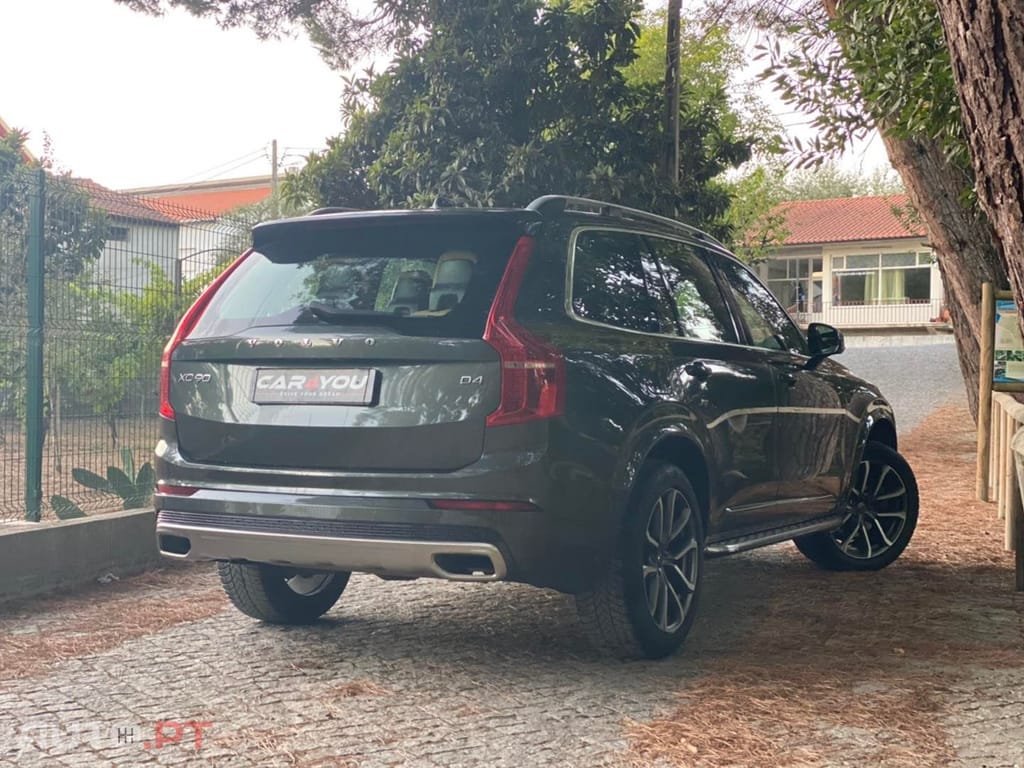 Volvo XC90 2.0 D4 Momentum