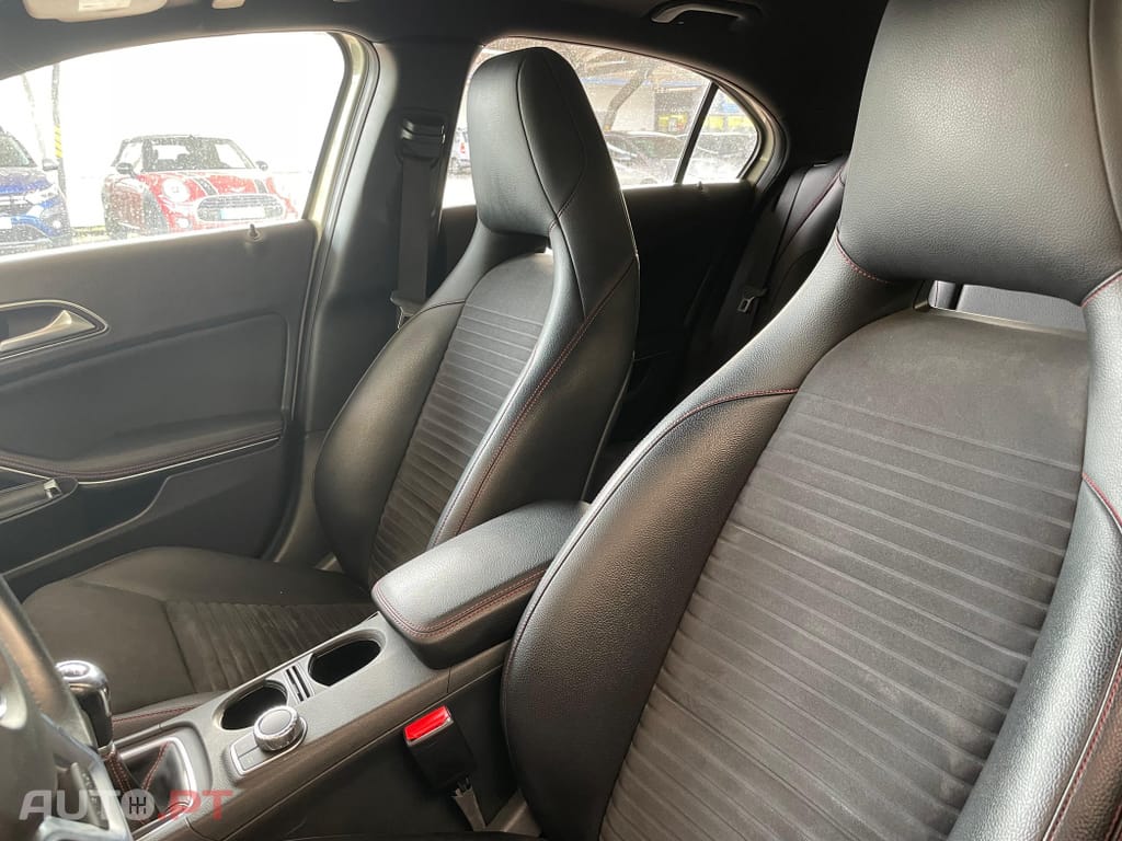 Mercedes-Benz A 200 AMG Line