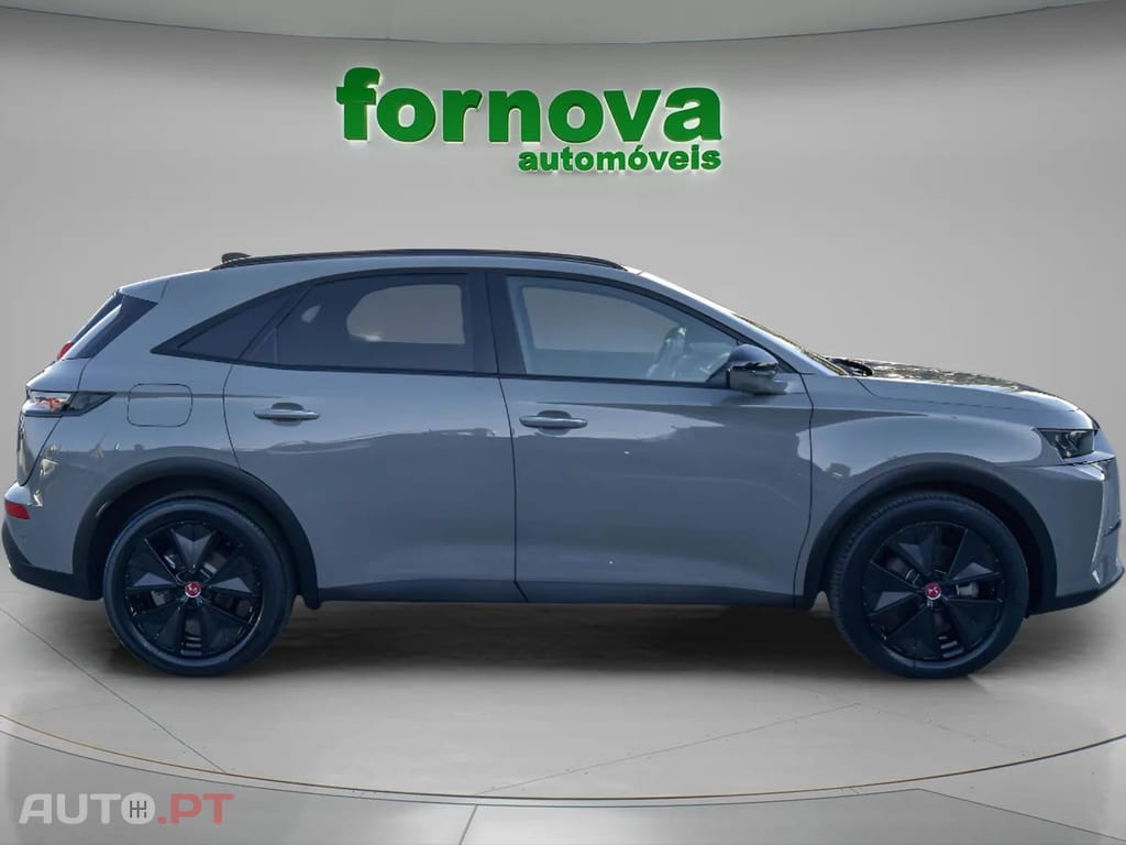 DS DS7 E-Tense Performance Line