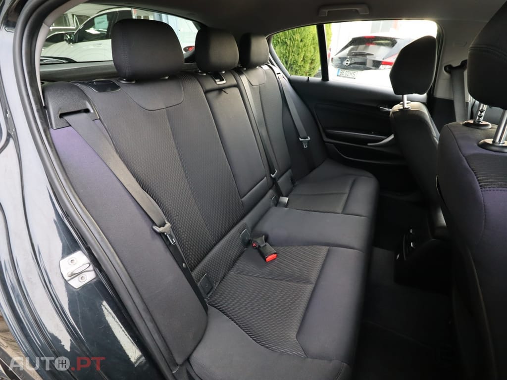 BMW 118 d Sport Line