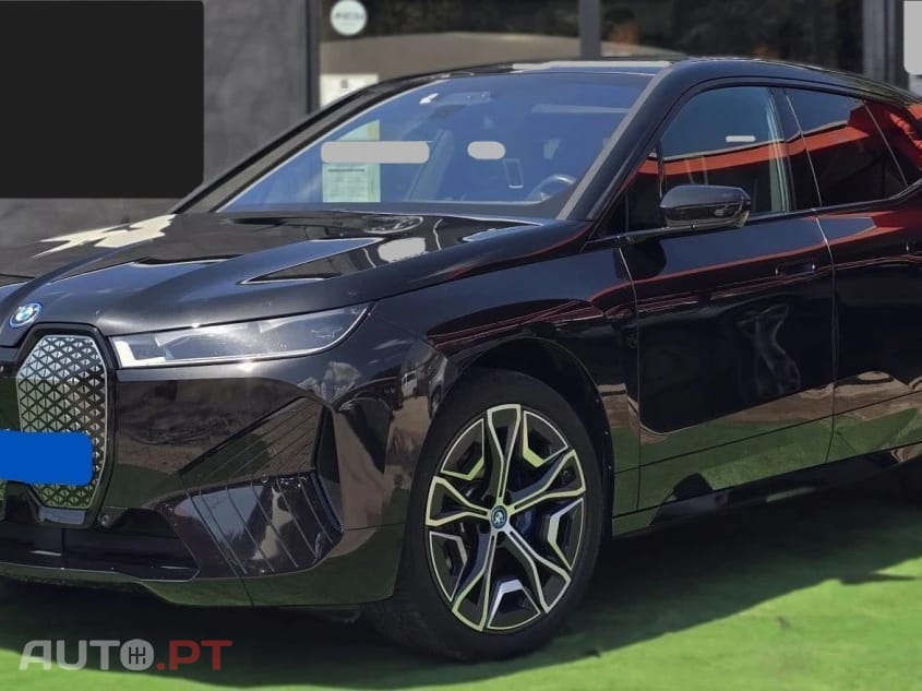 BMW iX xDrive 50