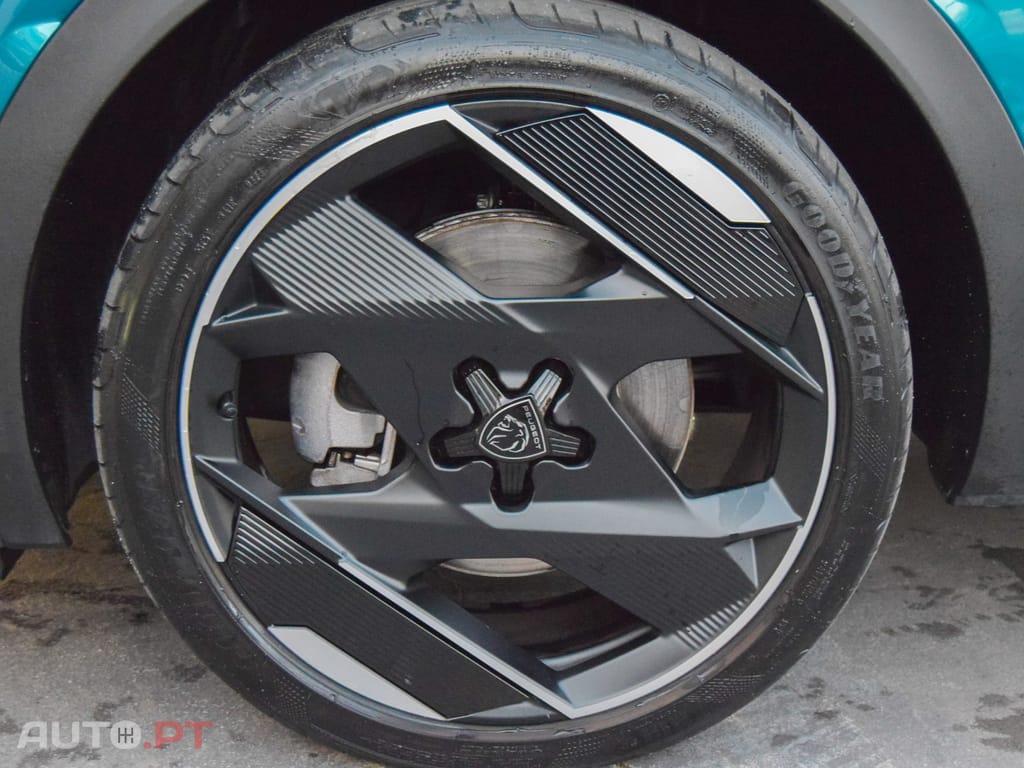 Peugeot 408 1.6 Hybrid GT e-EAT8