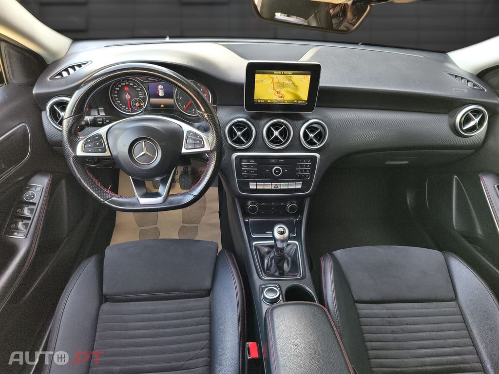 Mercedes-Benz A 180 d AMG Line