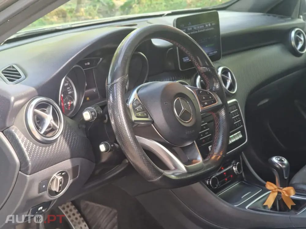Mercedes-Benz A 180 d AMG Line