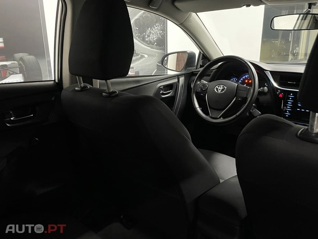 Toyota Auris 1.4 D-4D Comfort