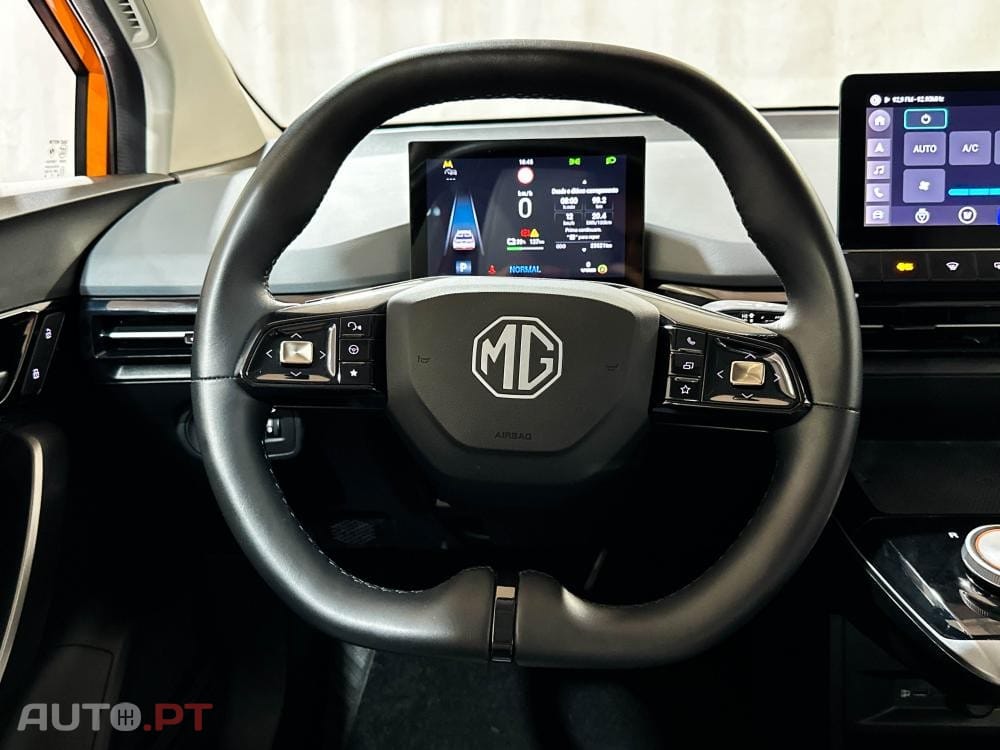 MG MG4 64 kWh Luxury