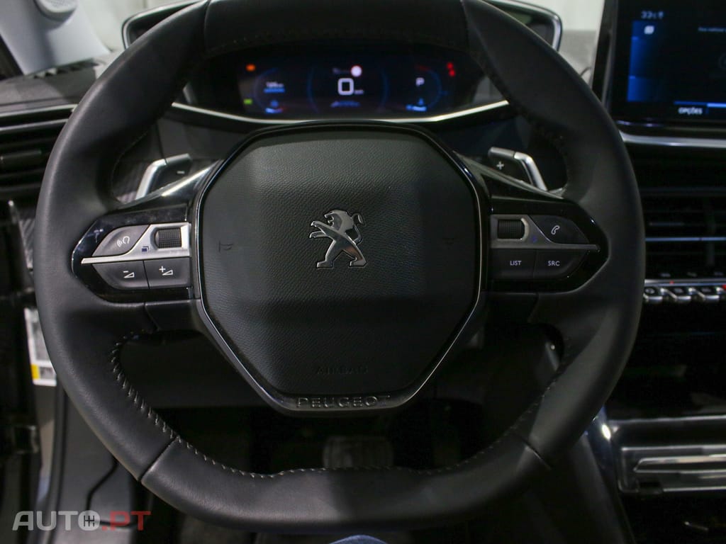 Peugeot 2008 1.2 PureTech Allure EAT8