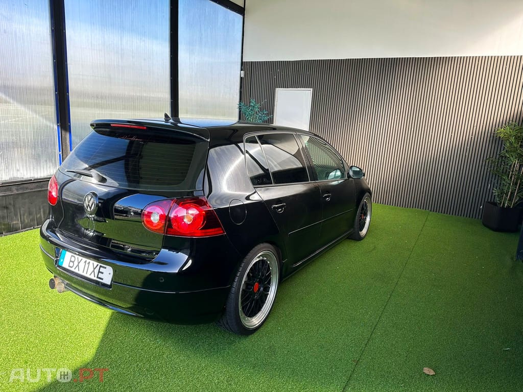 Volkswagen Golf VI 2.0 GTI Edition 30