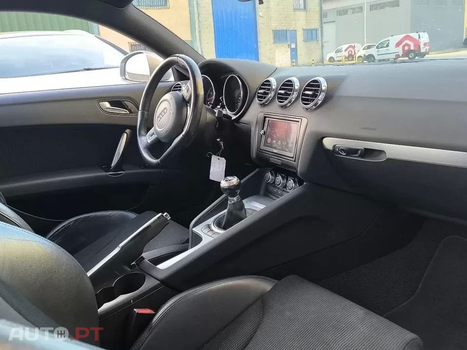Audi TT 1.8 TFSI S-line