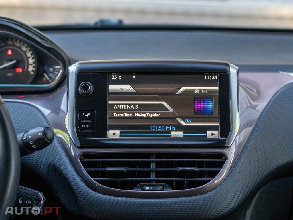 Peugeot 2008 1.2 PureTech Style