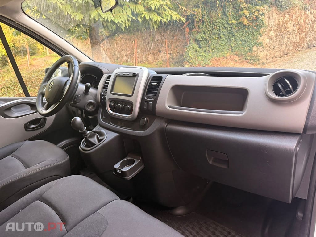 Renault Trafic dCi 120 L1H1 Confort