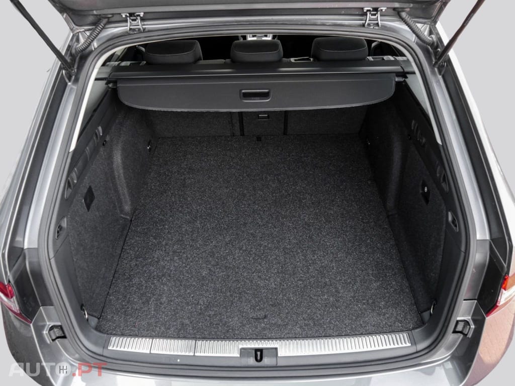Skoda Superb I.V.A DEDUTIVEL 1.4 iV