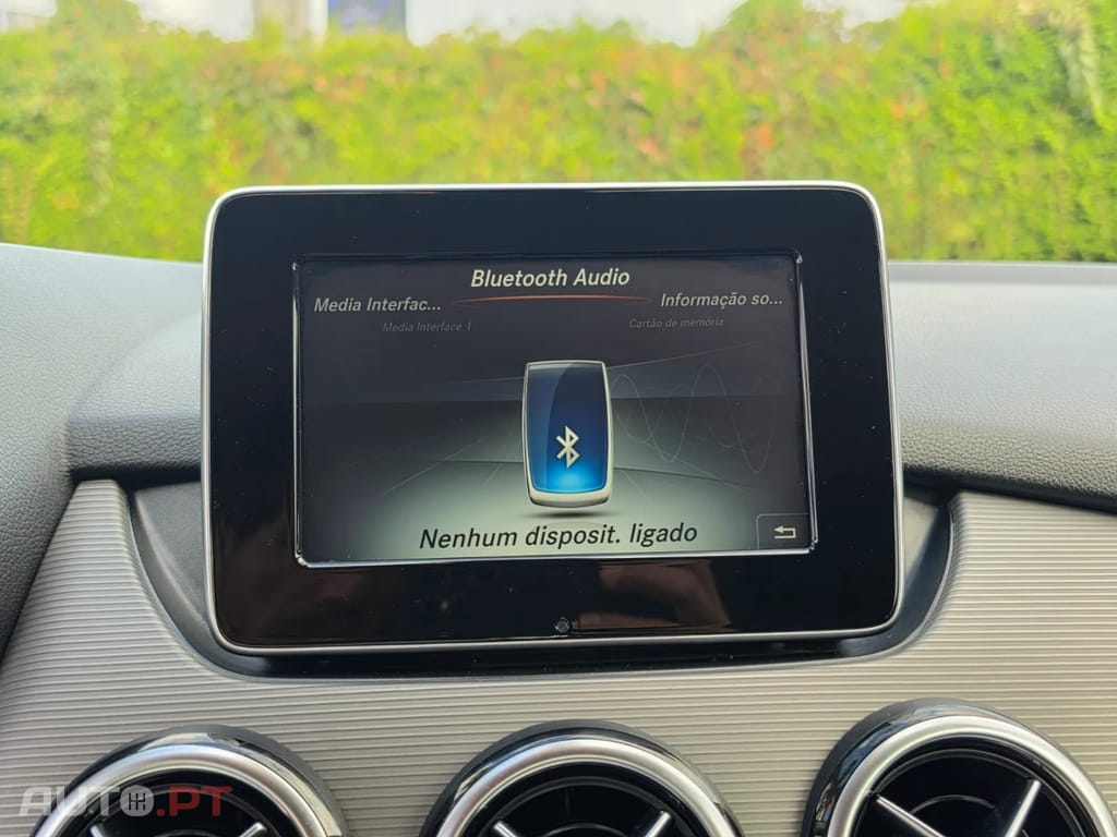 Mercedes-Benz B 180 d