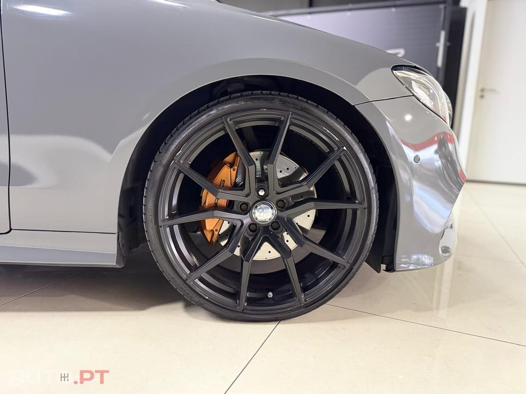 Mercedes-Benz E 220 d AMG Line