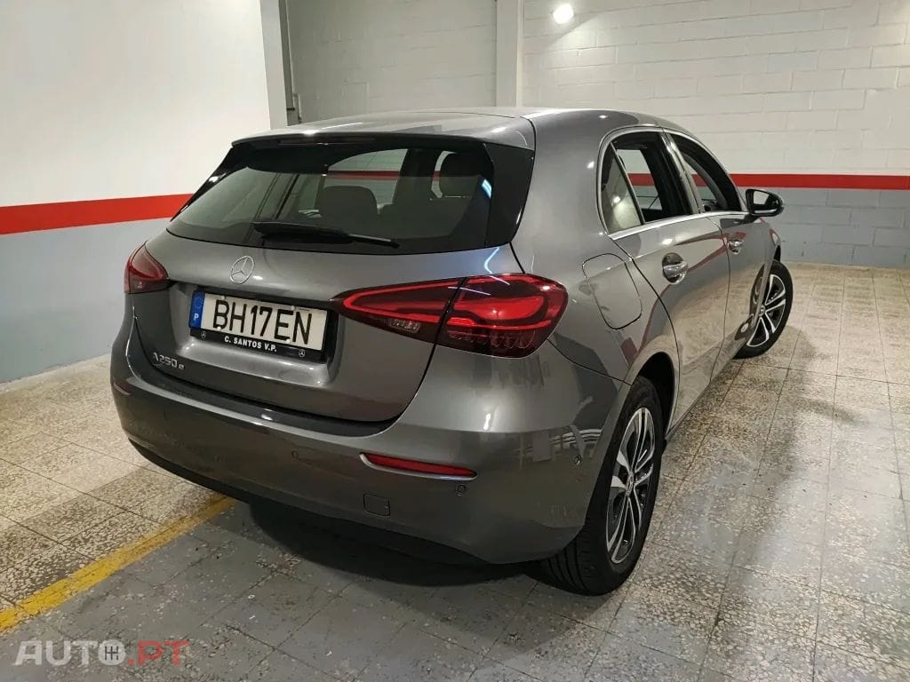 Mercedes-Benz A 250 e