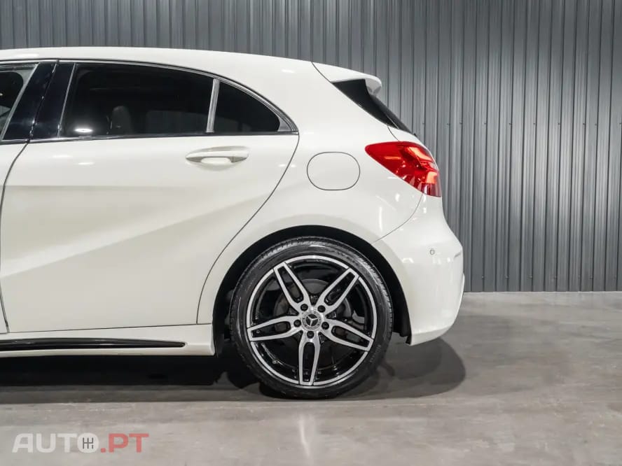 Mercedes-Benz A 180 AMG Line