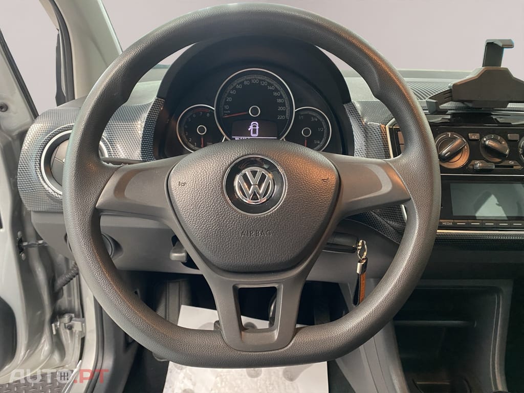 Volkswagen Up! Outro