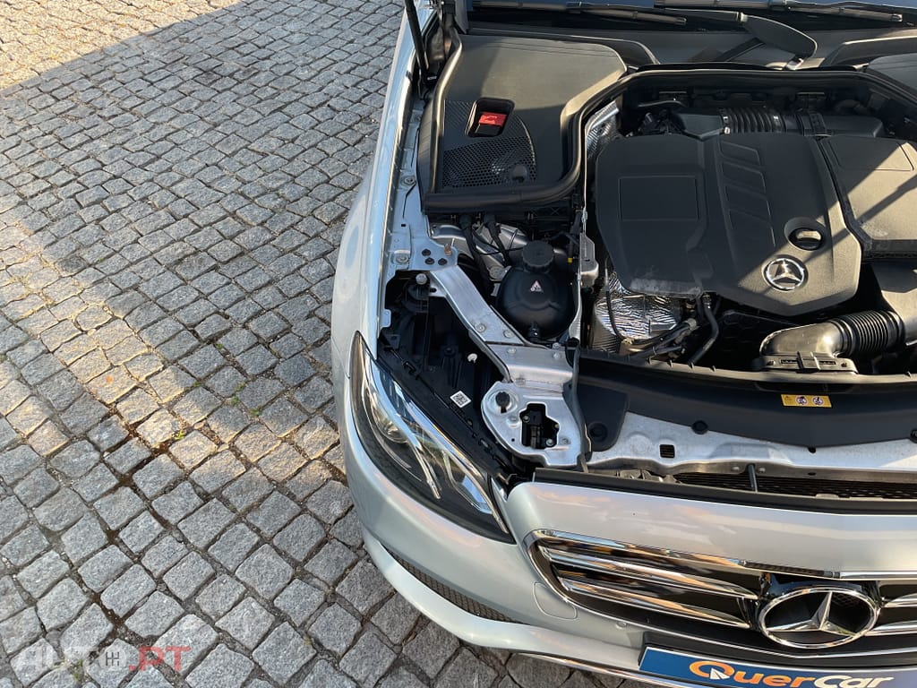 Mercedes-Benz E 220 BlueTEC Avantgarde Auto.