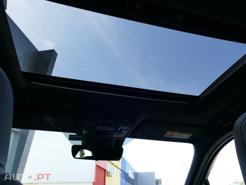 Lexus UX Luxury+TAE+JLL18