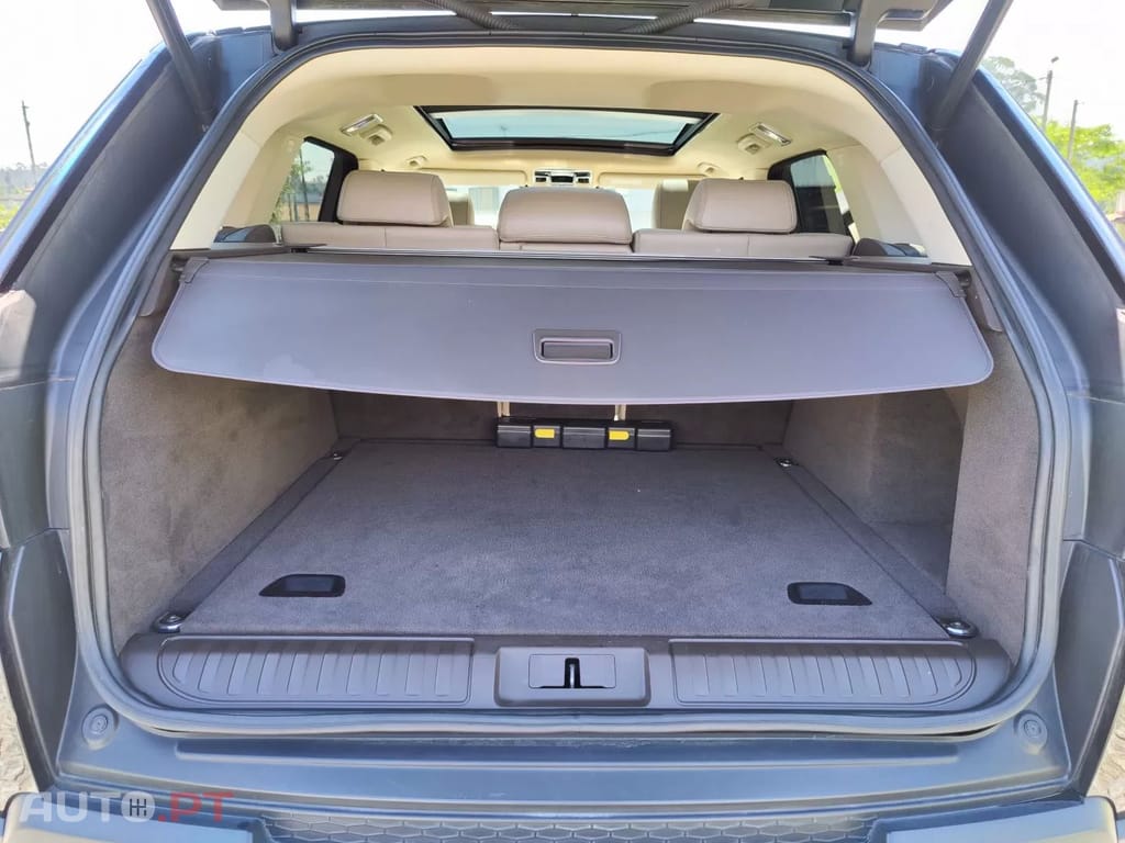 Land Rover Range Rover Sport 3.0 TDV6 HSE
