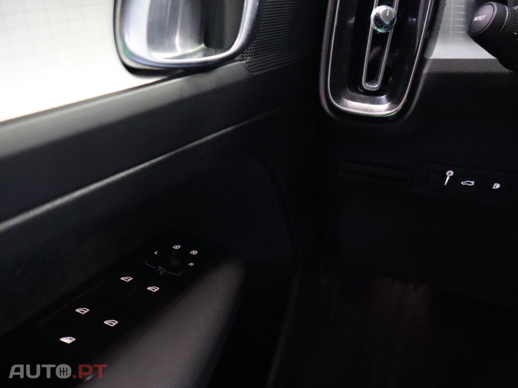 Volvo XC40 1.5 T4 PHEV Inscription
