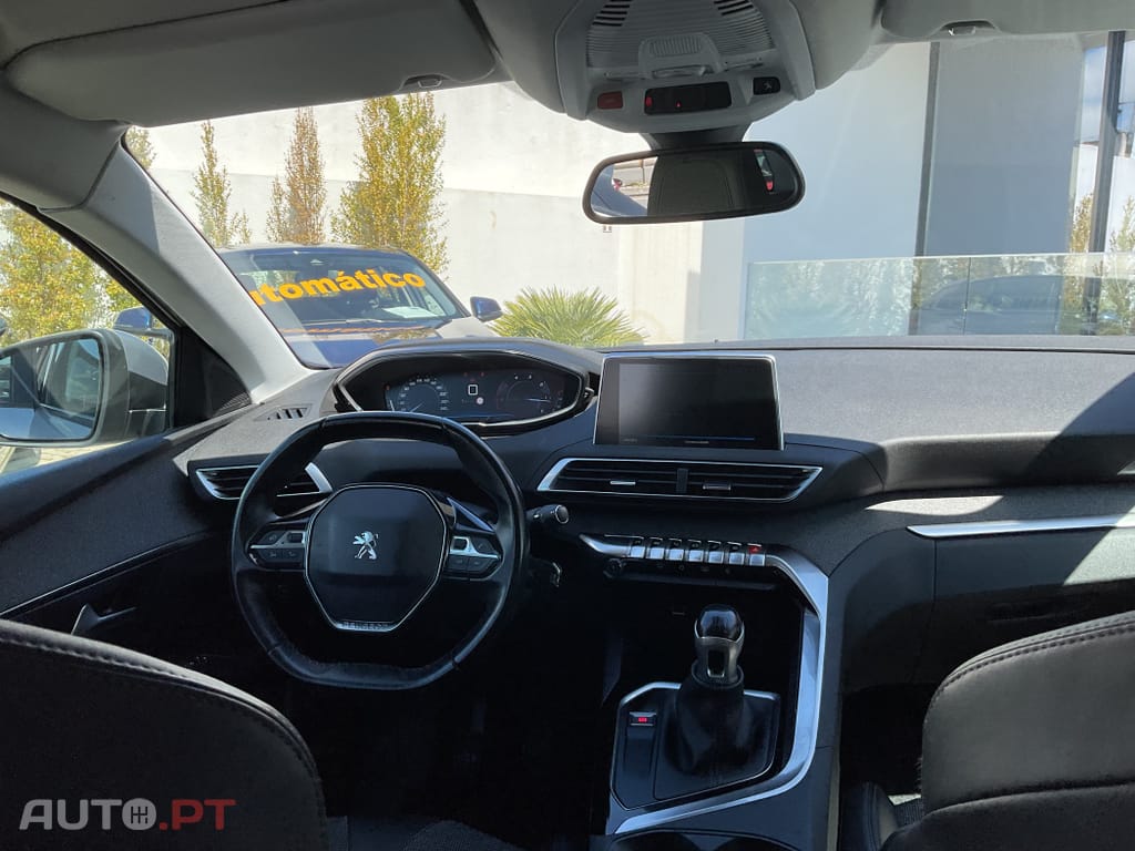 Peugeot 3008 1.5 BlueHDi Allure