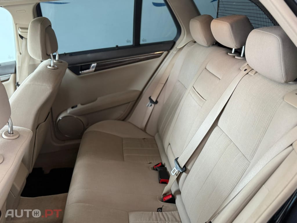 Mercedes-Benz C 200 CDi Executive BlueEfficiency