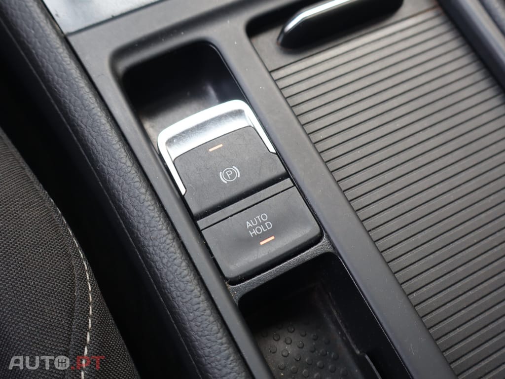 Volkswagen Golf 1.6 TDI Confortline