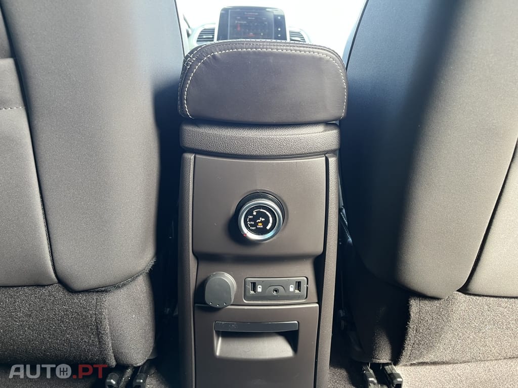 Renault Espace 1.6 dCi Initiale Paris EDC