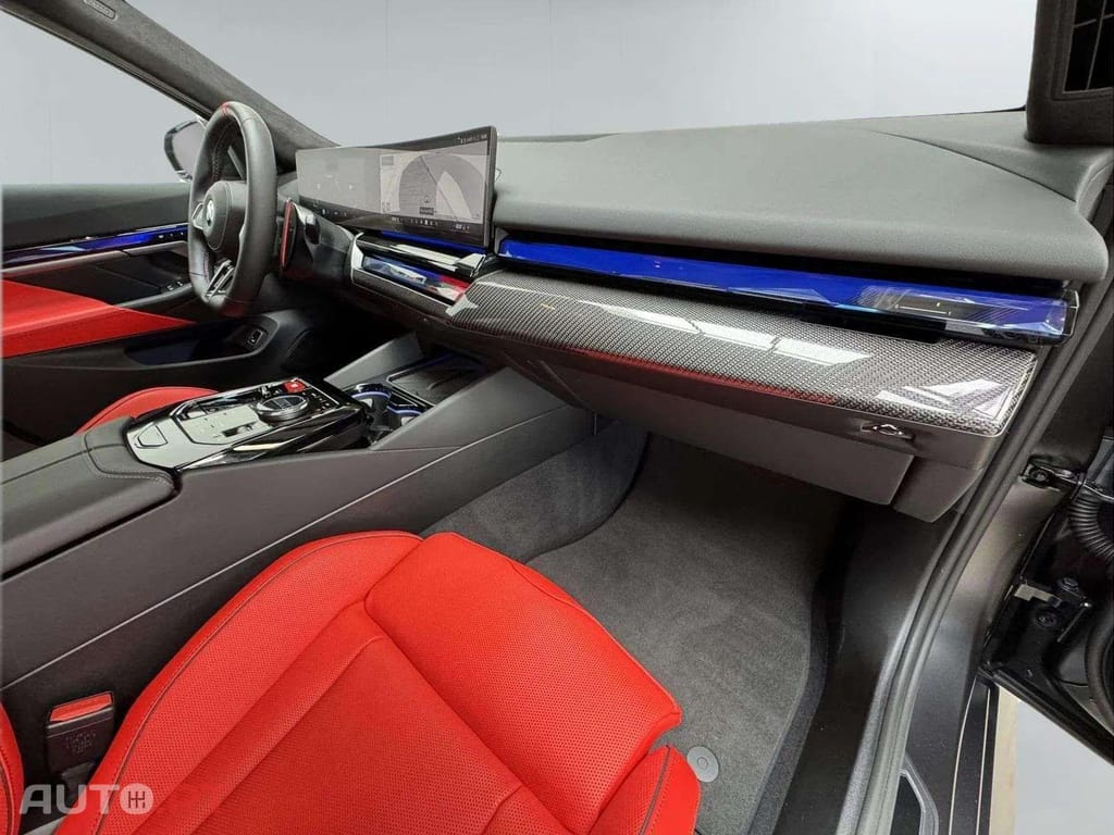 BMW M5 Drivers B&W I.V.A DEDUTÍVEL 