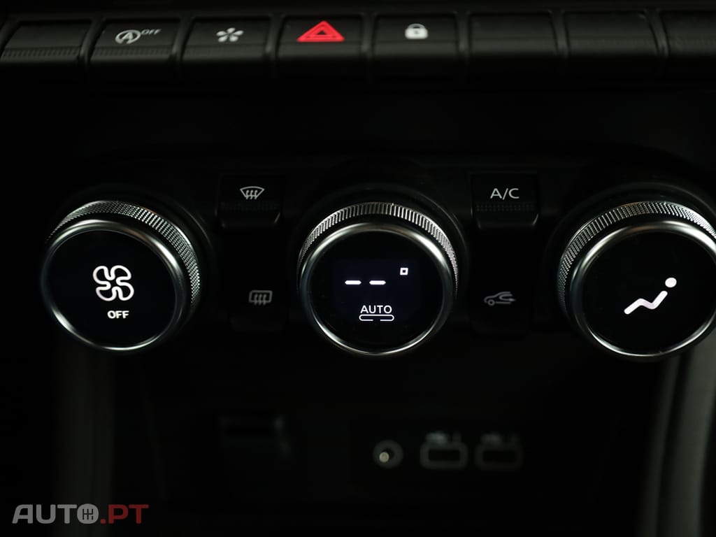 Renault Captur Captur 1.0 TCe Techno Bi-Fuel — fotografia 13