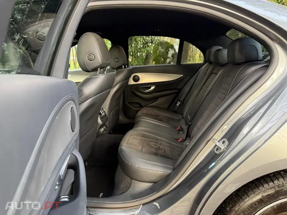 Mercedes-Benz E 300 de AMG Line