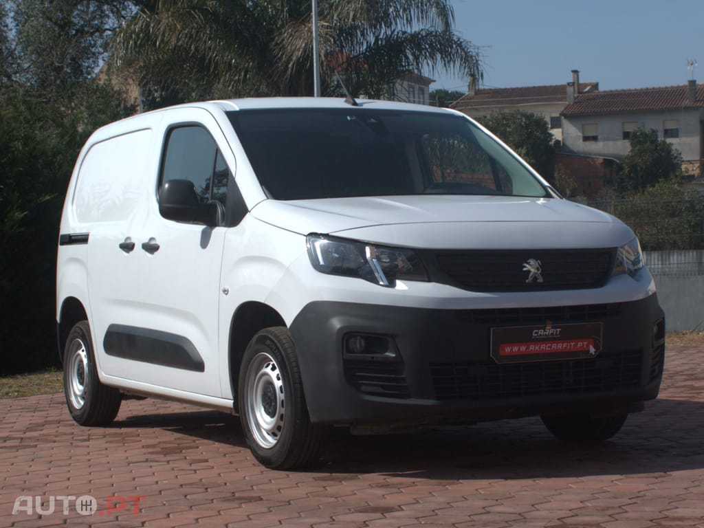Peugeot Partner 1.5 BlueHDi Asphalt Standard