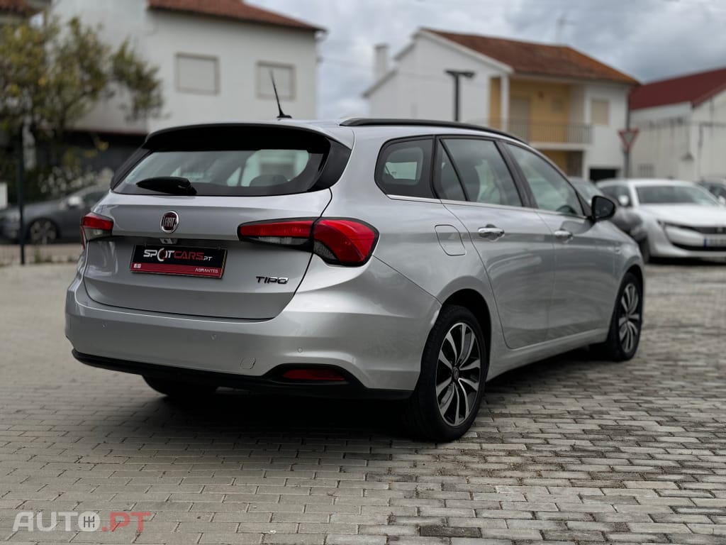Fiat Tipo 1.6 M-Jet Lounge