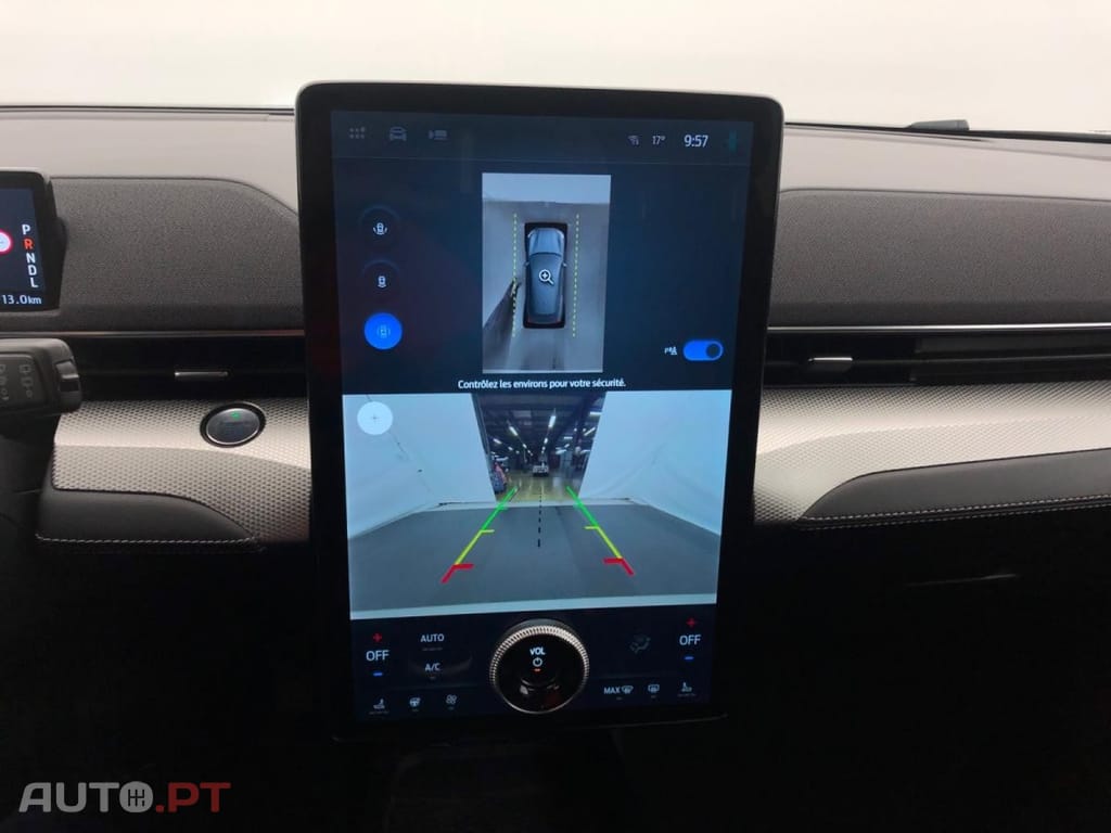 Ford Mustang Mach-E Standard Range