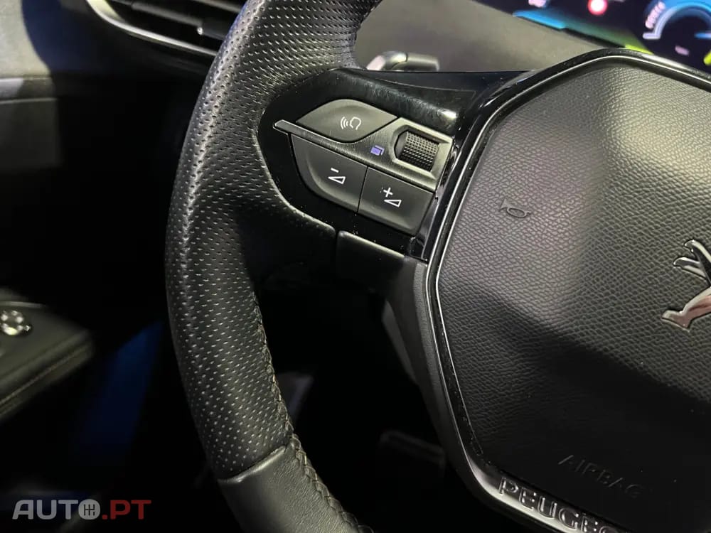 Peugeot 3008 1.6 Hybrid GT Pack e-EAT8