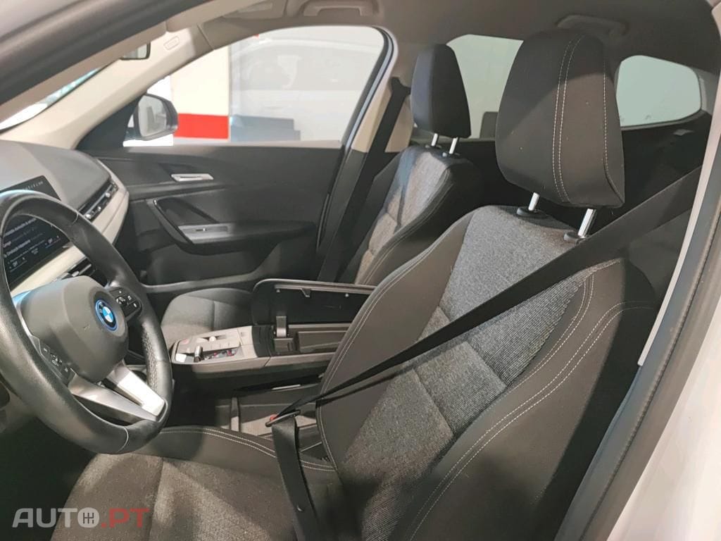 BMW X1 xDrive25e