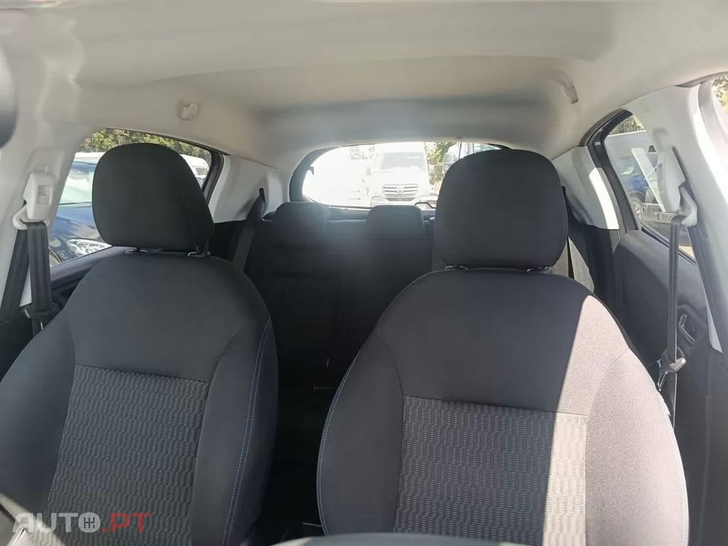 Peugeot 208 1.5 BlueHDi Signature