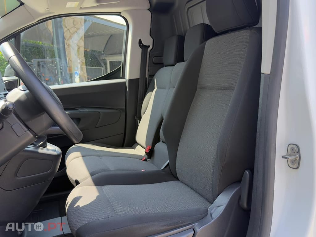 Toyota Proace City 1.2G L1 Comfort