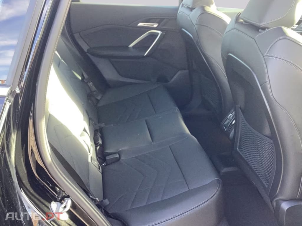 BMW iX1 I.V.A DEDUTÍVEL xDrive30 LED