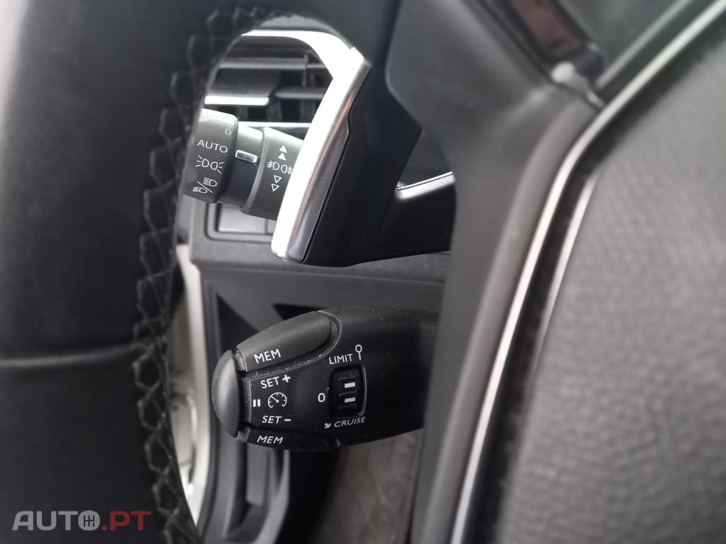 Peugeot 5008 1.5 BlueHDi Allure EAT8