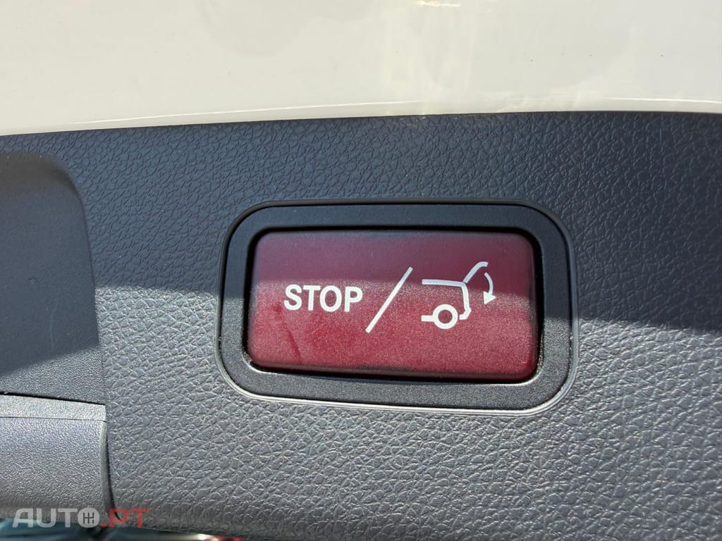 Mercedes-Benz GLA 180 AMG Line