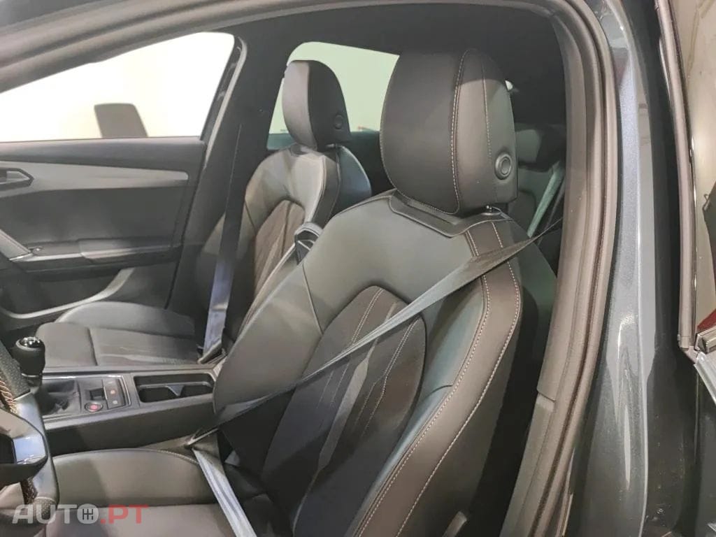 Cupra Formentor 1.5 TSI Base