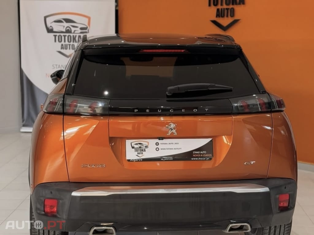 Peugeot 2008 1.2 PureTech GT EAT8