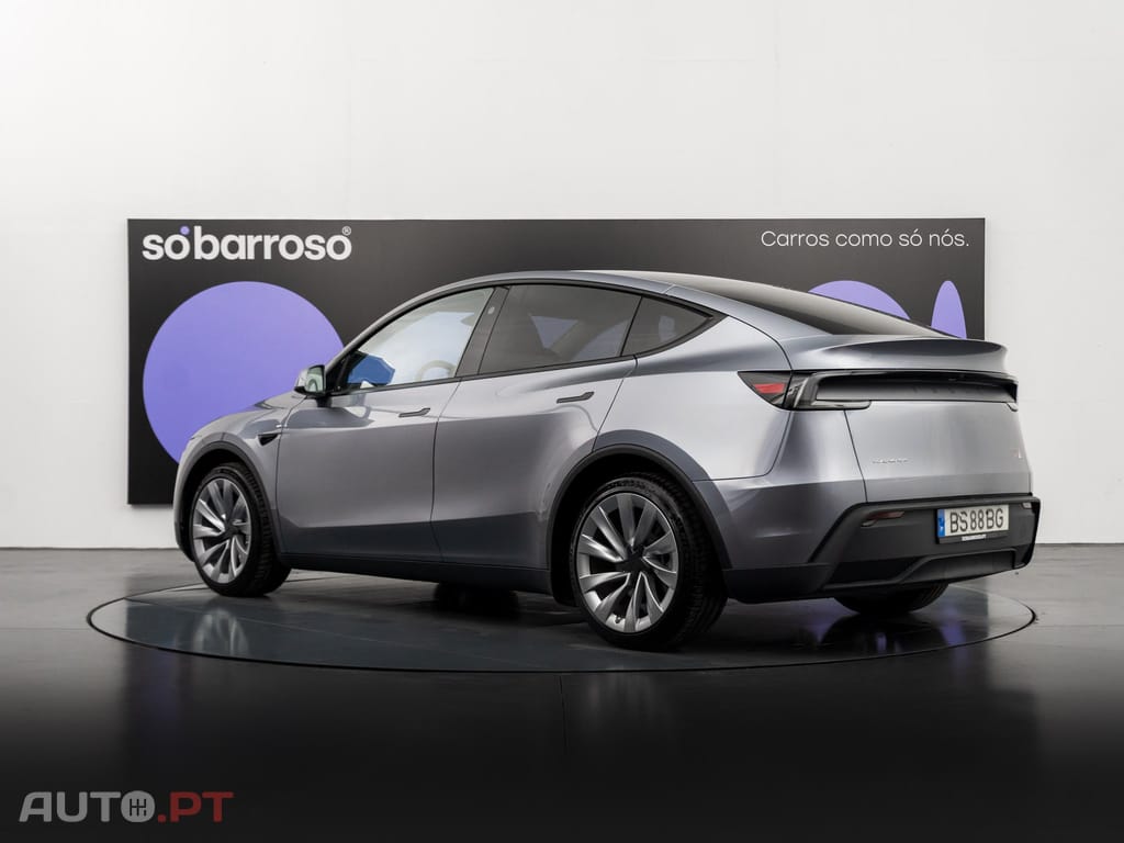 Tesla Model Y Long Range Tração Integral