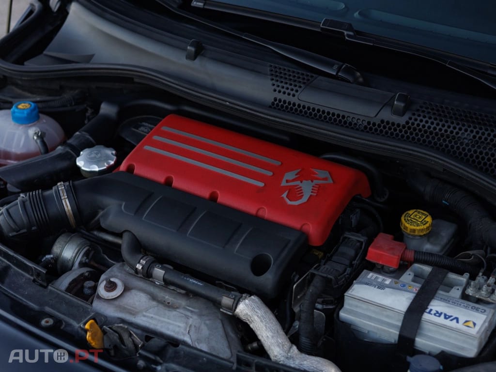 Abarth 595 1.4 T-Jet Competizione MTA