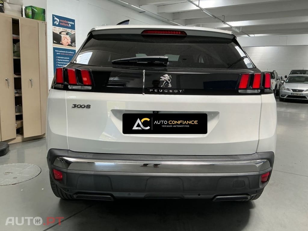 Peugeot 3008 1.2 PureTech Allure EAT8